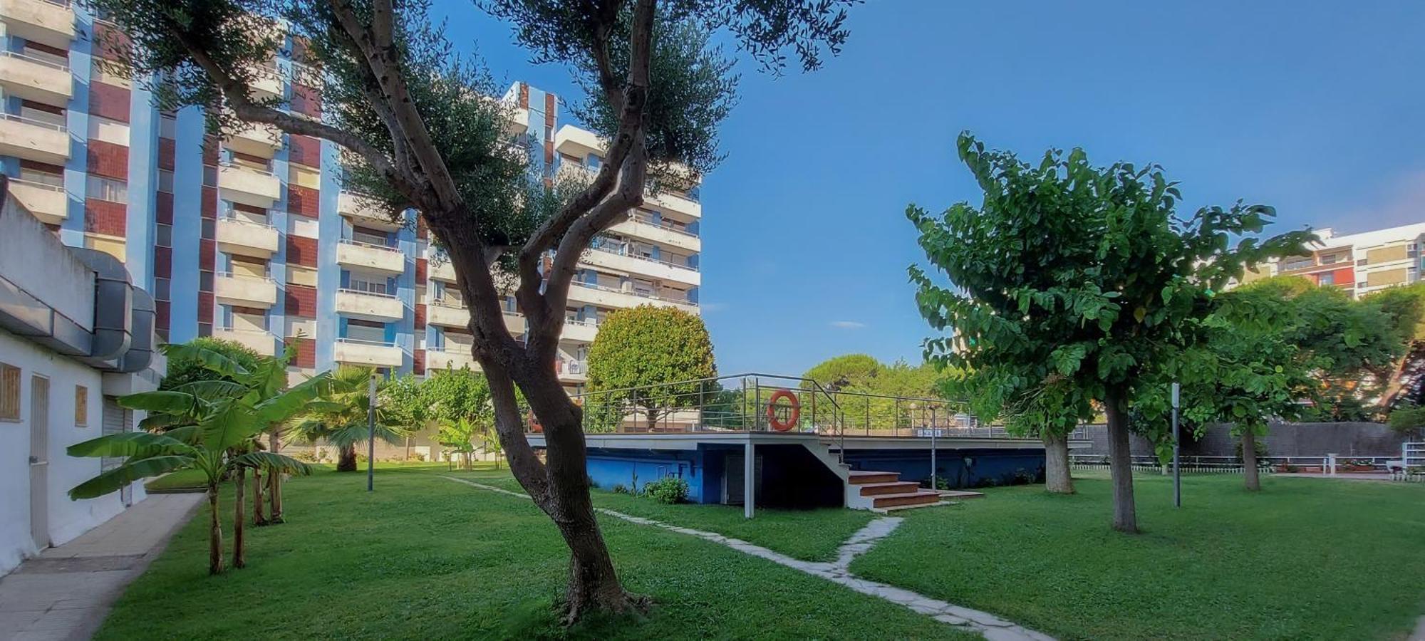 Vistes Al Mar Ideal Per Parelles I Teletreball Бланес Екстериор снимка