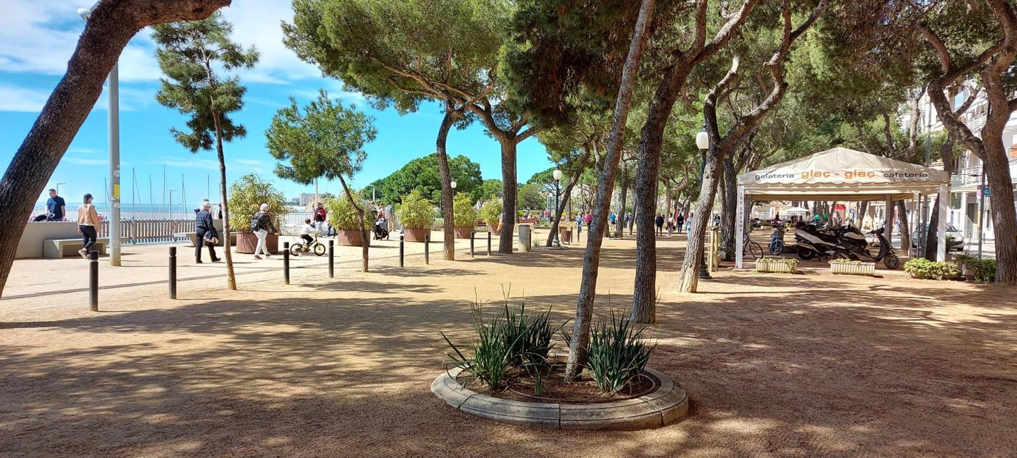 Vistes Al Mar Ideal Per Parelles I Teletreball Бланес Екстериор снимка