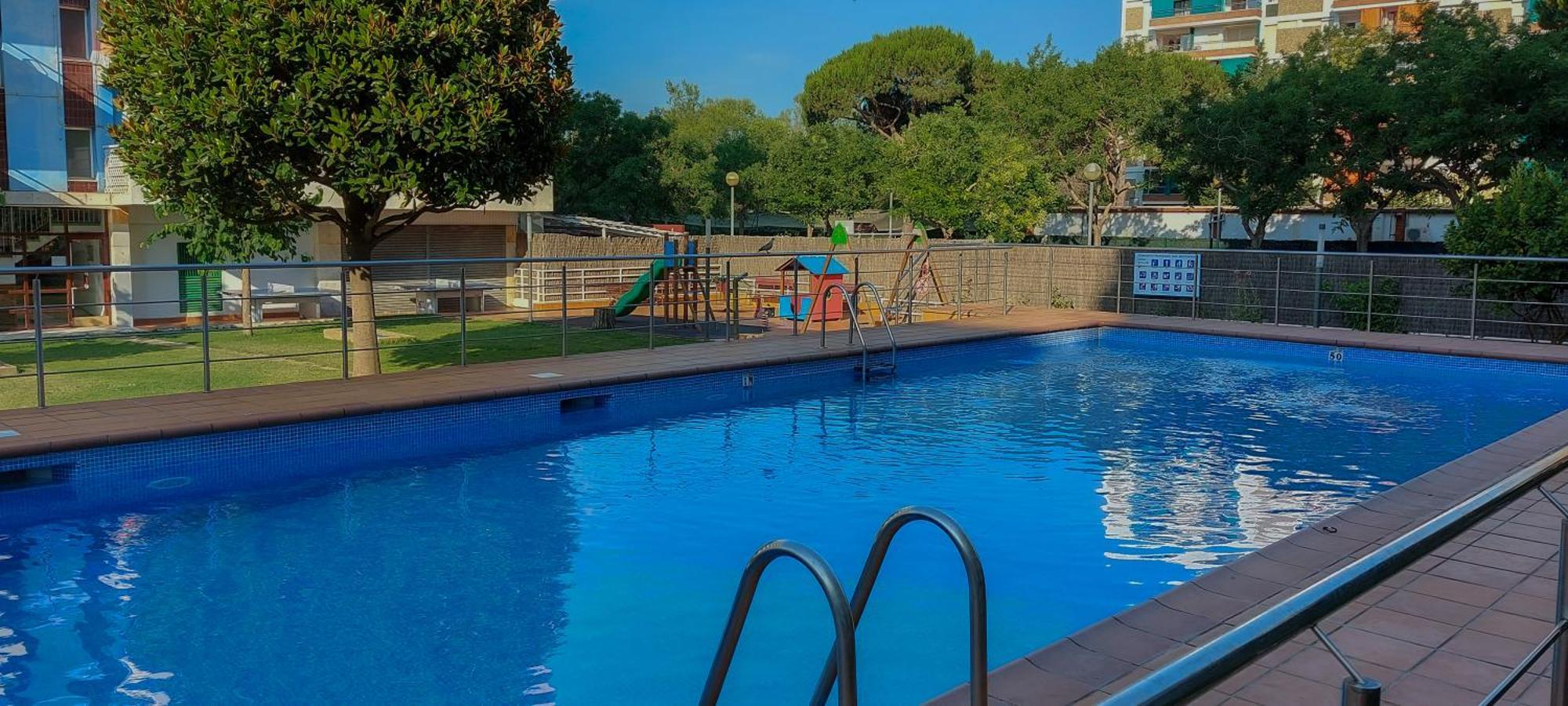 Vistes Al Mar Ideal Per Parelles I Teletreball Бланес Екстериор снимка